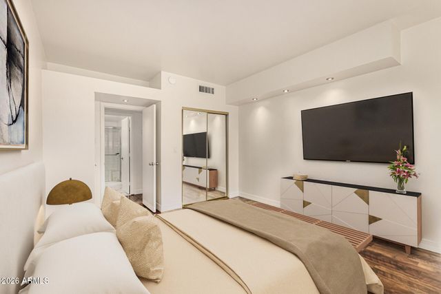 357 E THOMAS Road A111, Phoenix, AZ 85012