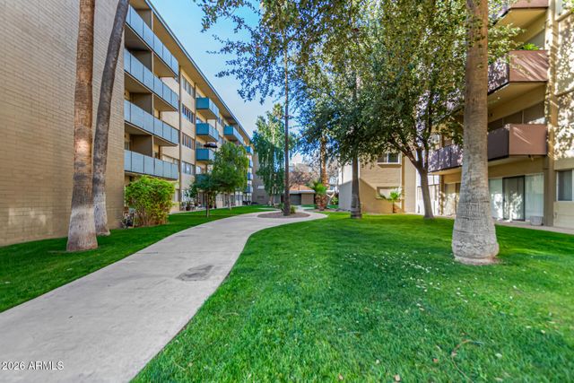 357 E THOMAS Road A111, Phoenix, AZ 85012