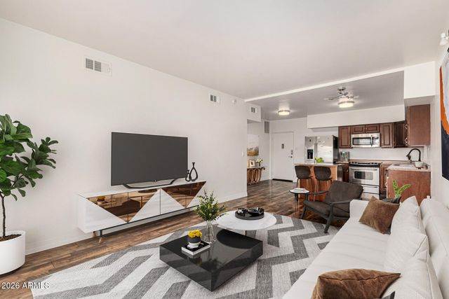 357 E THOMAS Road A111, Phoenix, AZ 85012