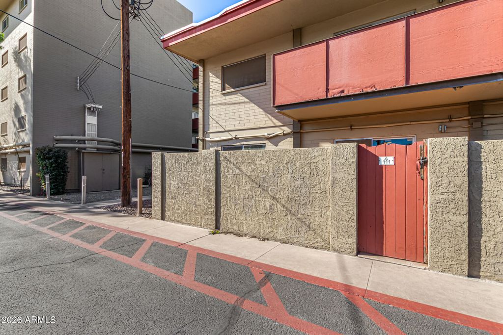 357 E THOMAS Road A111, Phoenix, AZ 85012