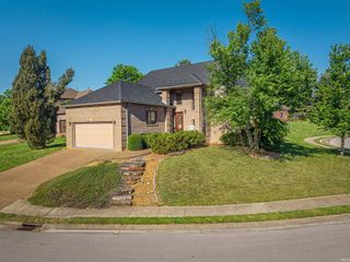 2444 Crosswalk Lane, Newburgh, IN 47630