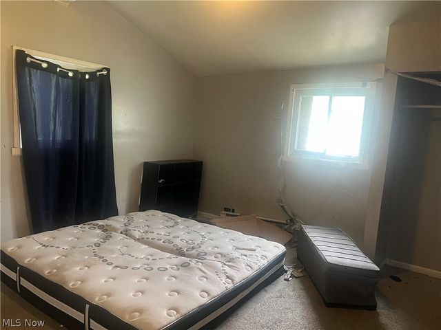 4433 E 158th Street, Cleveland, OH 44128