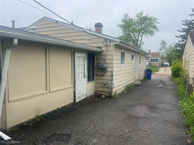 4433 E 158th Street, Cleveland, OH 44128