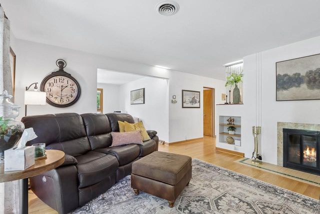3358 Taylor AVENUE, Elmwood Park, WI 53405