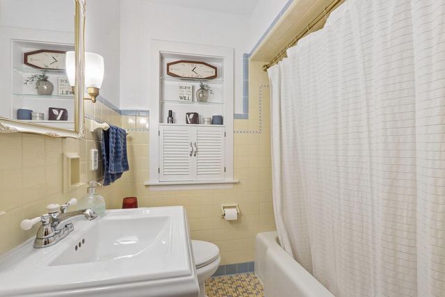 3358 Taylor AVENUE, Elmwood Park, WI 53405