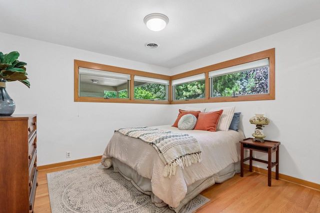 3358 Taylor AVENUE, Elmwood Park, WI 53405