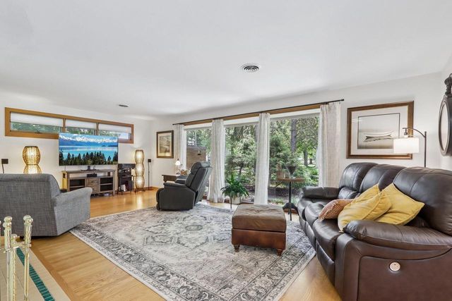 3358 Taylor AVENUE, Elmwood Park, WI 53405
