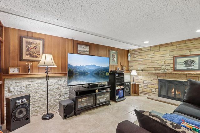3358 Taylor AVENUE, Elmwood Park, WI 53405