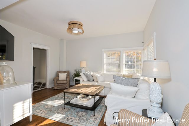 305 N Robert Street, Ludington, MI 49431