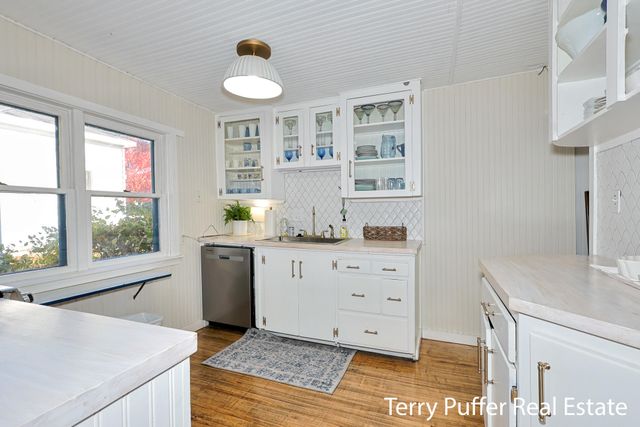 305 N Robert Street, Ludington, MI 49431