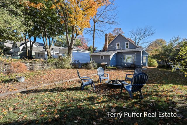 305 N Robert Street, Ludington, MI 49431