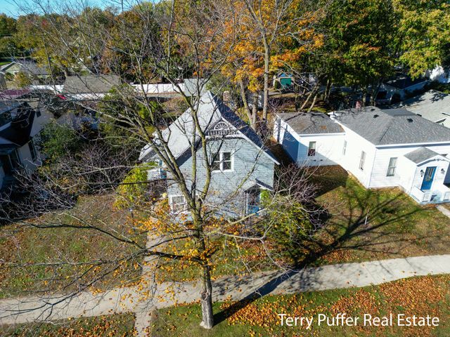 305 N Robert Street, Ludington, MI 49431