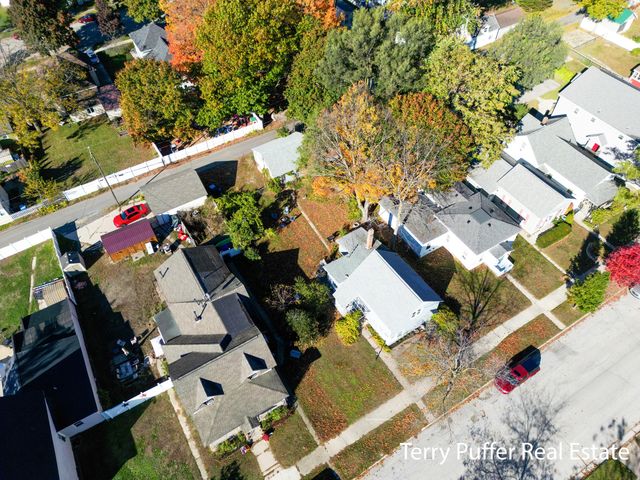 305 N Robert Street, Ludington, MI 49431