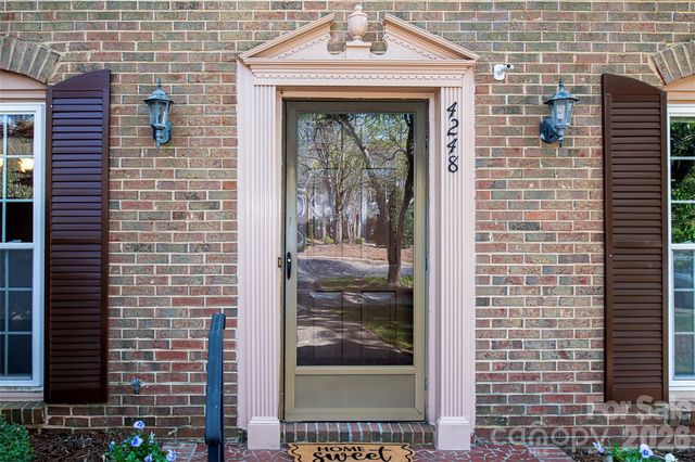 4248 Woodglen Lane, Charlotte, NC 28226