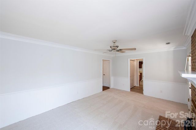 4248 Woodglen Lane, Charlotte, NC 28226