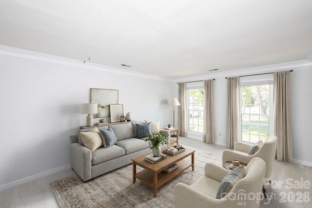 4248 Woodglen Lane, Charlotte, NC 28226