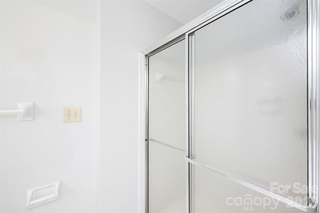 4248 Woodglen Lane, Charlotte, NC 28226