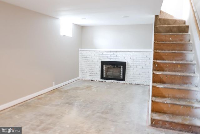25 MAVISTA, Baltimore, MD 21222