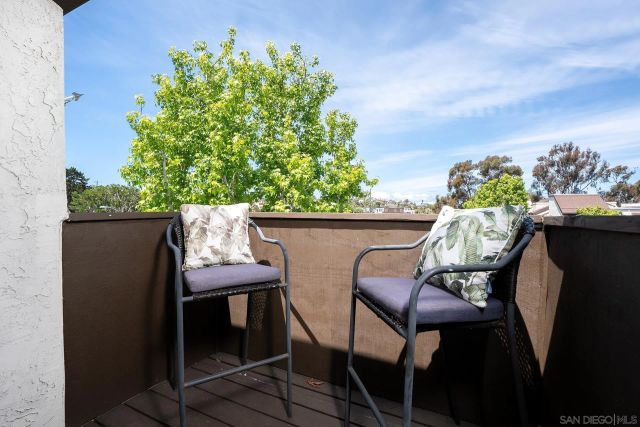 2232 Caminito Pajarito 112, San Diego, CA 92107