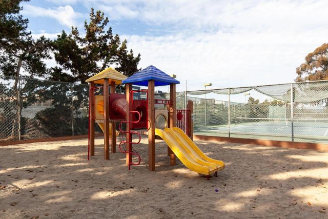2232 Caminito Pajarito 112, San Diego, CA 92107