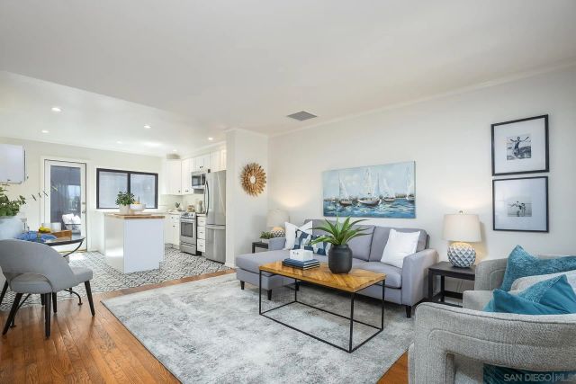 2232 Caminito Pajarito 112, San Diego, CA 92107