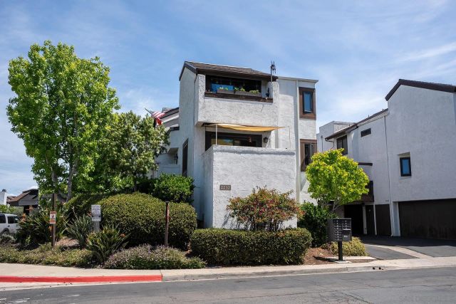2232 Caminito Pajarito 112, San Diego, CA 92107