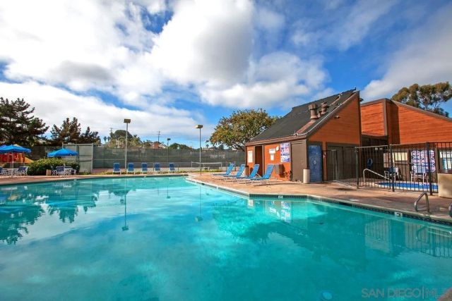 2232 Caminito Pajarito 112, San Diego, CA 92107
