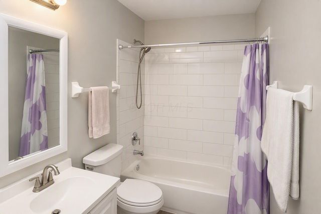 8190 Barlow Road, Westerville, OH 43081