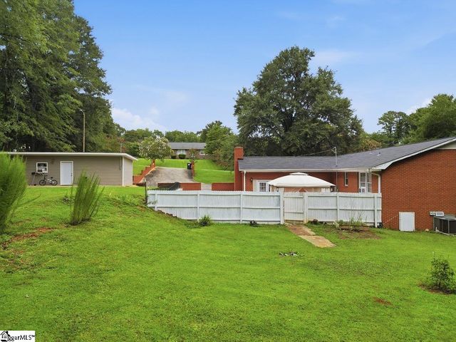 106 Pershing Street, Spartanburg, SC 29302