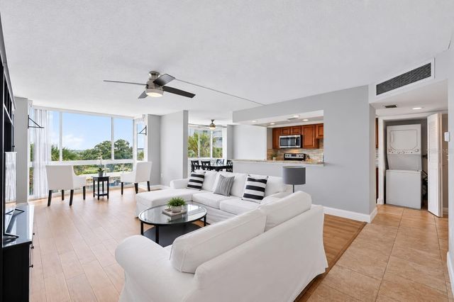 644 ISLAND WAY 406, Clearwater, FL 33767