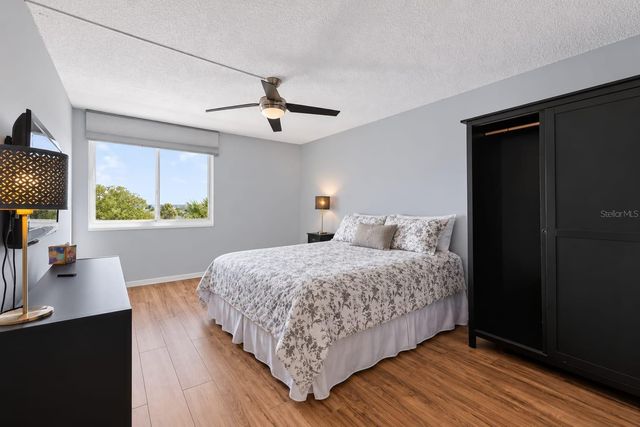 644 ISLAND WAY 406, Clearwater, FL 33767