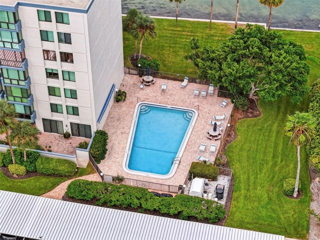 644 ISLAND WAY 406, Clearwater, FL 33767