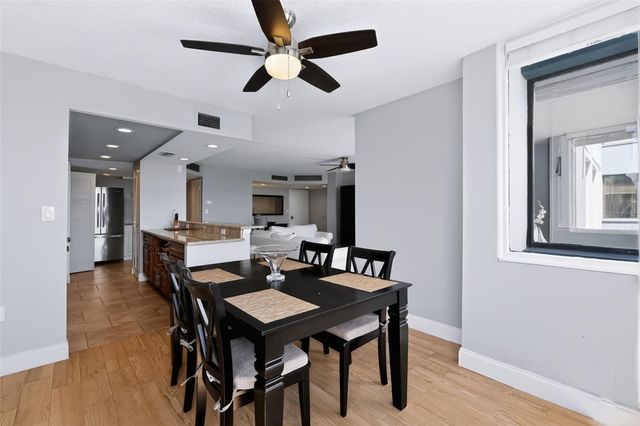 644 ISLAND WAY 406, Clearwater, FL 33767