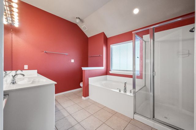 3736 Confidence Drive, Fort Worth, TX 76244