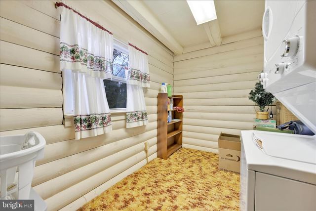 1881 RUNNING DEER DR, Auburn, PA 17922