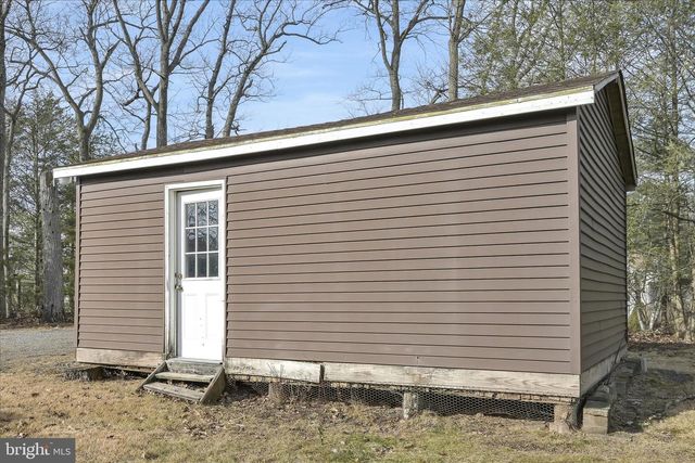 1881 RUNNING DEER DR, Auburn, PA 17922