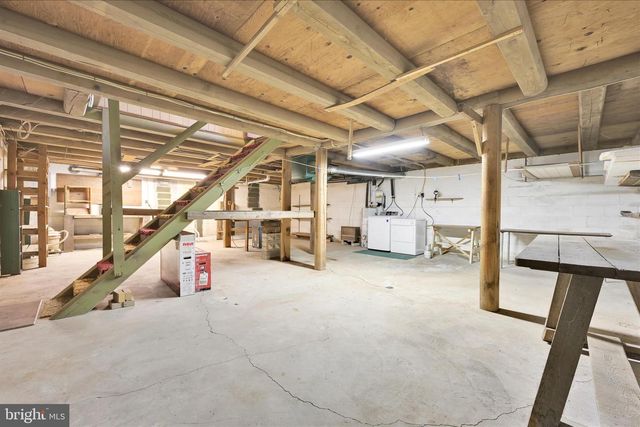 1881 RUNNING DEER DR, Auburn, PA 17922