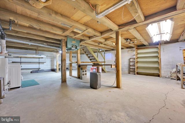 1881 RUNNING DEER DR, Auburn, PA 17922