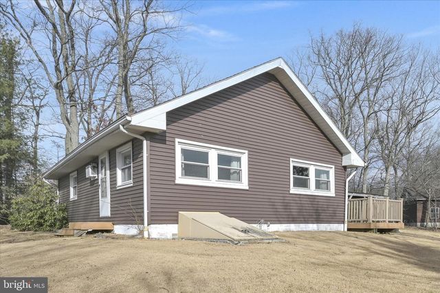 1881 RUNNING DEER DR, Auburn, PA 17922