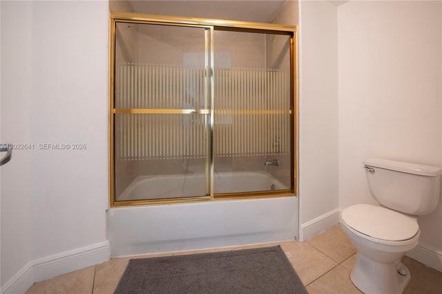 4147 Stirling Rd 105, Dania Beach, FL 33314