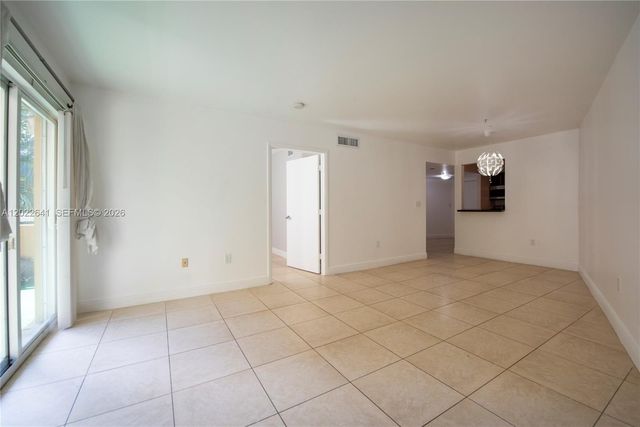 4147 Stirling Rd 105, Dania Beach, FL 33314