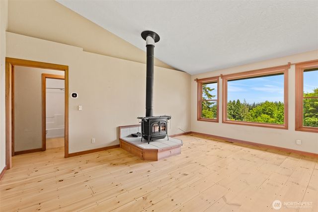 277 Shady Creek Lane, Port Angeles, WA 98362
