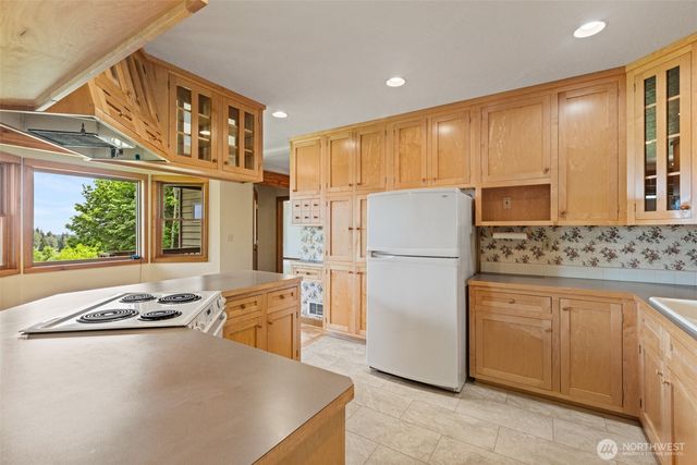 277 Shady Creek Lane, Port Angeles, WA 98362