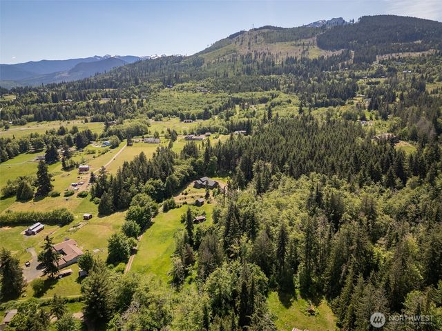 277 Shady Creek Lane, Port Angeles, WA 98362