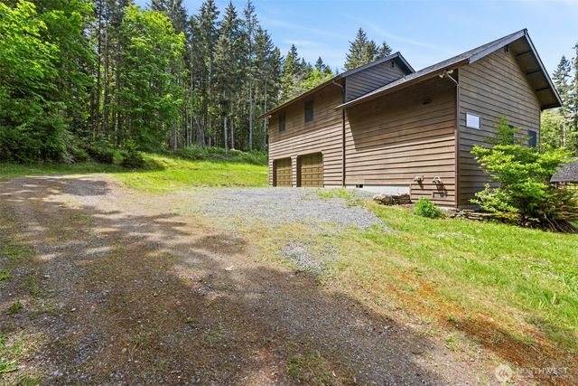 277 Shady Creek Lane, Port Angeles, WA 98362
