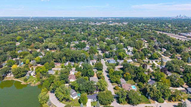 5916 Code Avenue, Edina, MN 55436