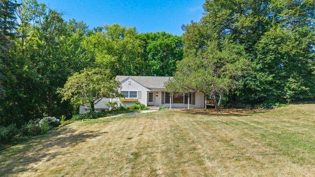 5916 Code Avenue, Edina, MN 55436