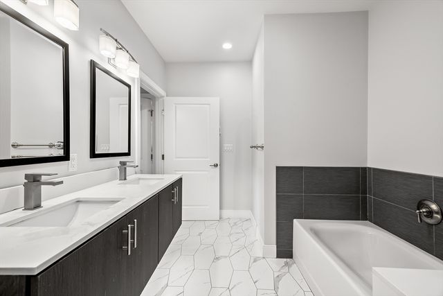 18 Cliveden 406W, Quincy, MA 02169