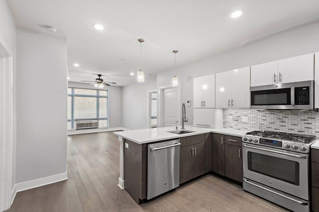 18 Cliveden 406W, Quincy, MA 02169