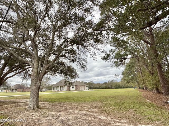 911 Breaux Road, Lafayette, LA 70506